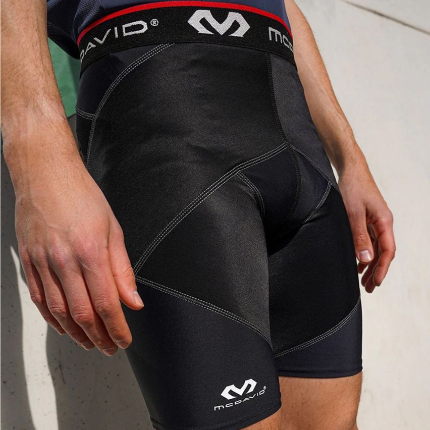McDavid Cross Compression Shorts schwarz
