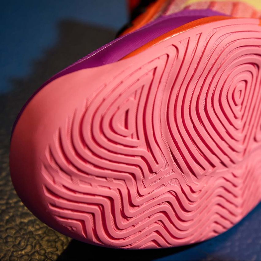 Mizuno Wave LUMINOUS ELITE Special Edition